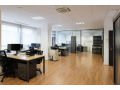 oficina-reformada-con-cableado-y-climatizacion-small-0