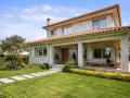 casa-independiente-con-jardin-y-espacios-familiares-small-0